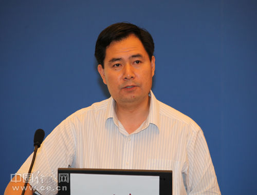 农业部农村经济研究中心副主任邓志喜(资料图)